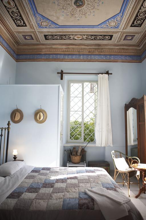 Archontiko Stathopoulou Hotell Agios Georgios Nilias Rom bilde